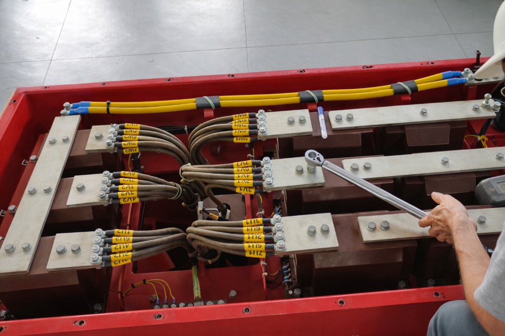 Conexión Busbar Transformador